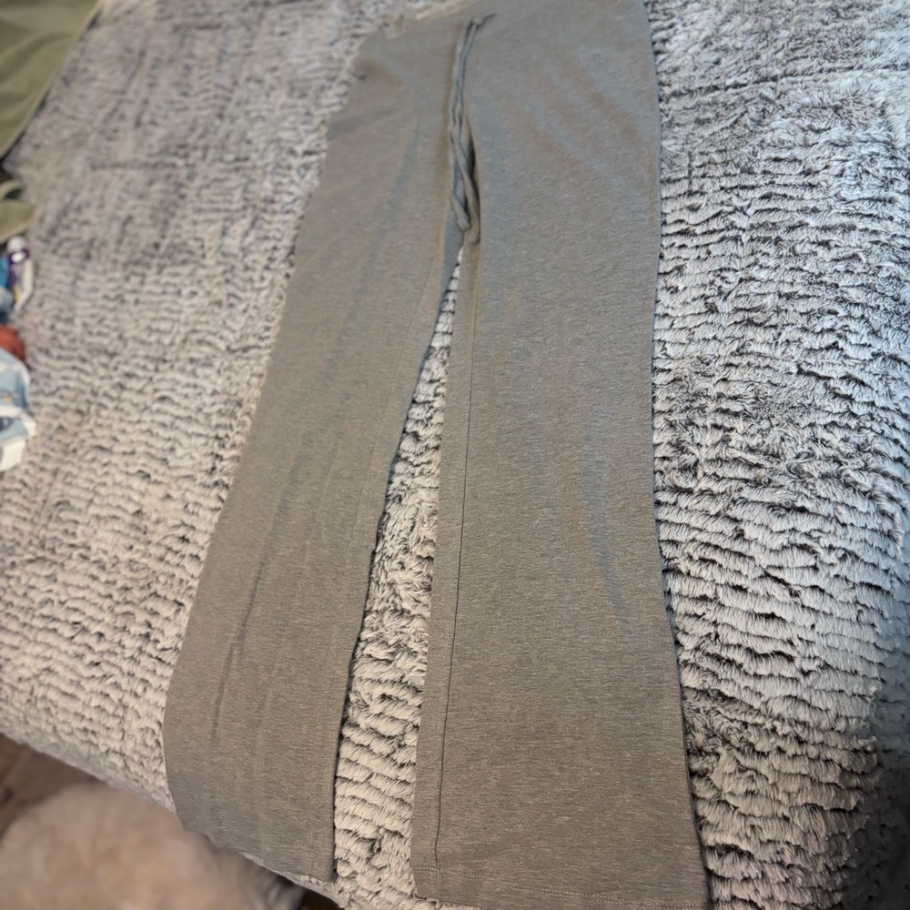 Purity Women’s Gray Wide Leg Athletic Pants